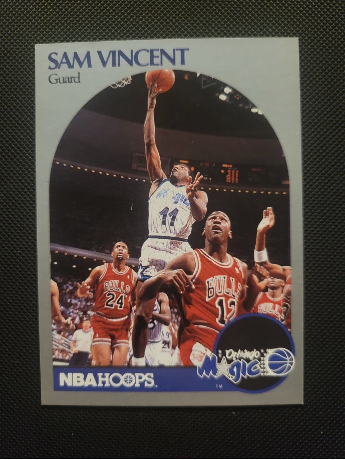 1990-91 NBA Hoops - Michael Jordan, Sam Vincent #223 Michael Jordan Wearing #12