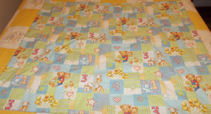 VINTAGE Handmade ANIMALS NUMBERS Baby Blanket Comforter Throw 33"x40"