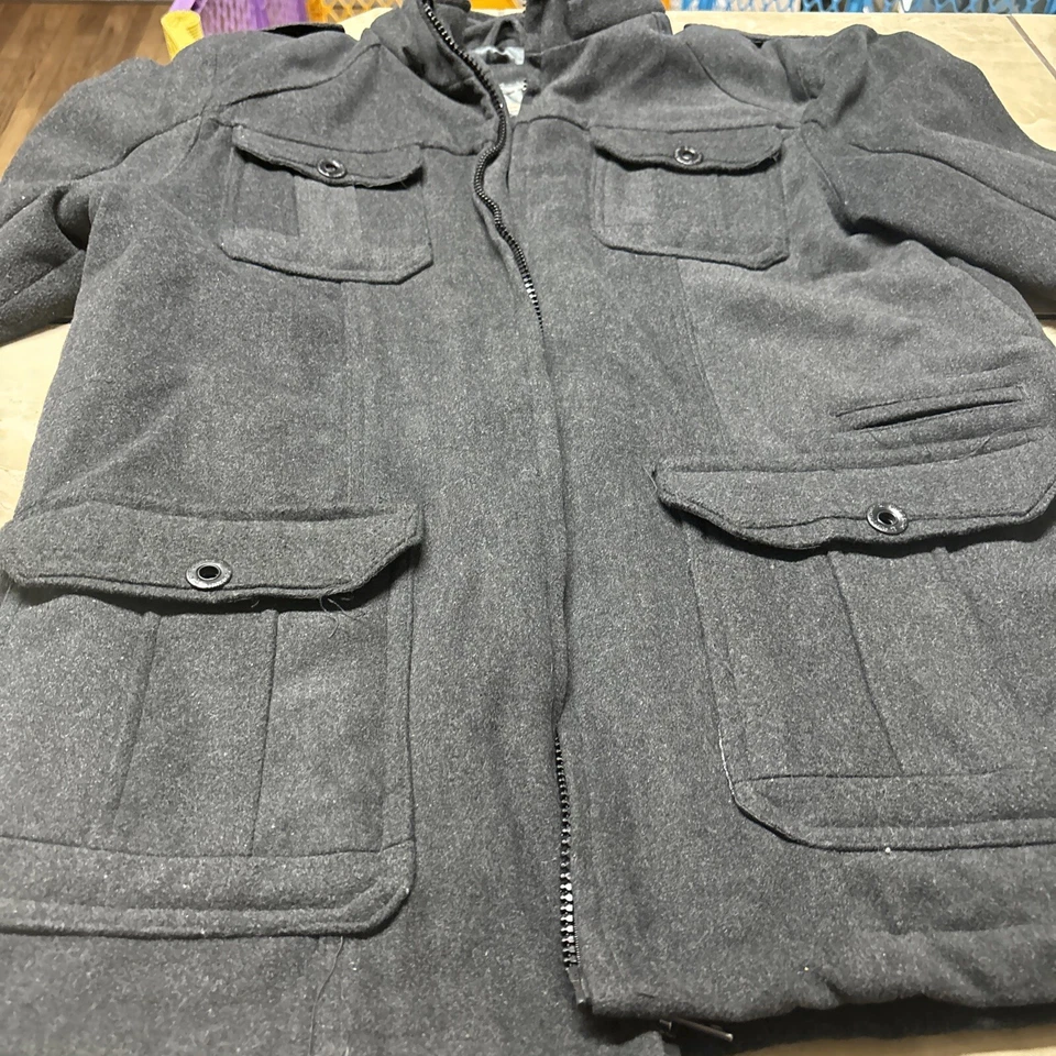 Chaqueta para hombre BKE Athletic Fit mezcla de lana mediana Foto 2 de 4