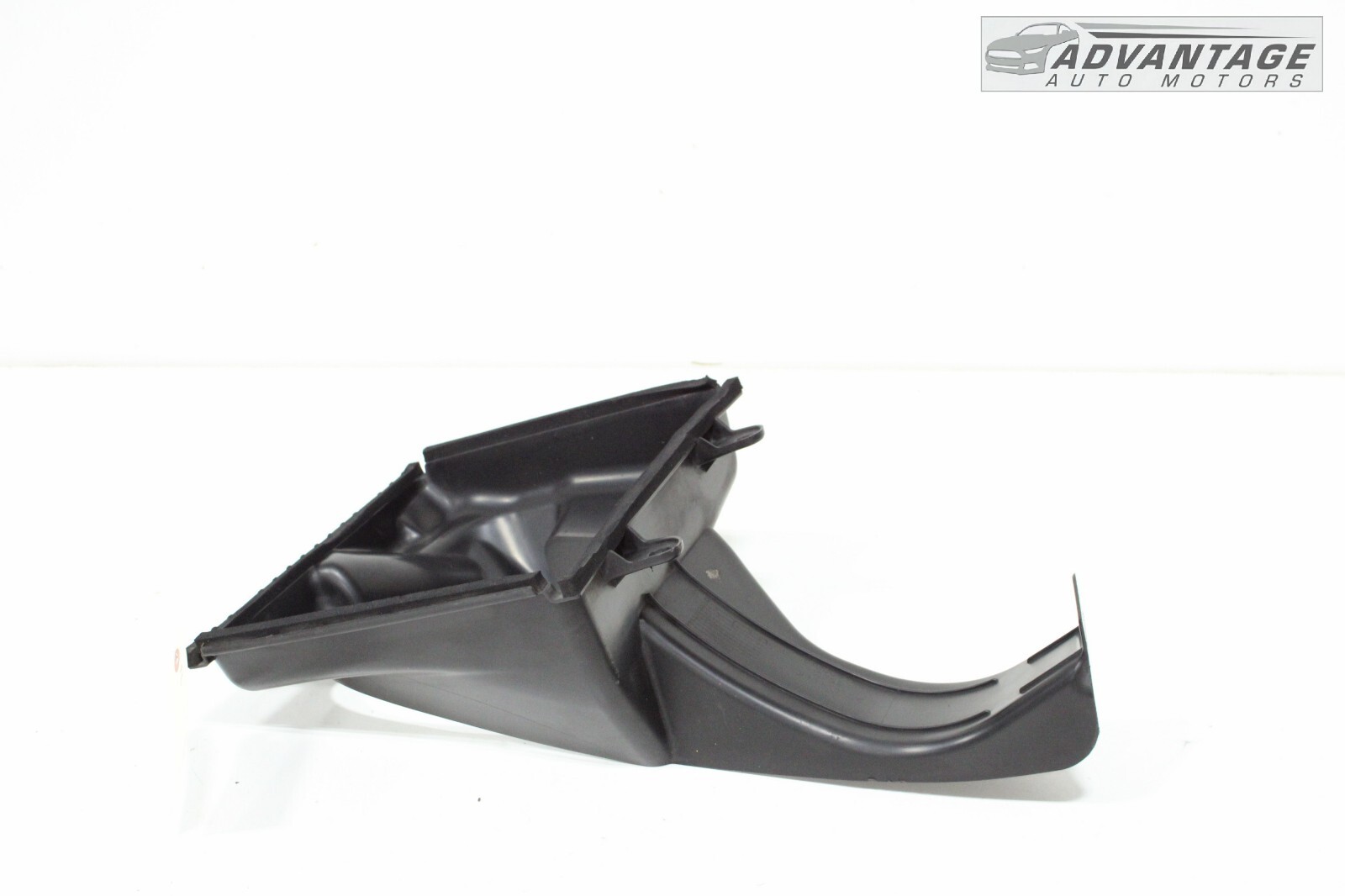 2014-2019 MASERATI GHIBLI 3.0L FRONT LEFT SIDE INTERCOOLER AIR DUCT SHROUD OEM