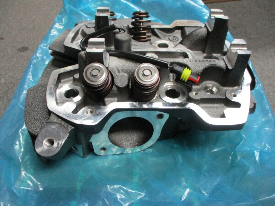 Harley Davidson OEM FLHXS/FLHTKS CVO culata delantera granito negro 16500509 Foto 3 de 4