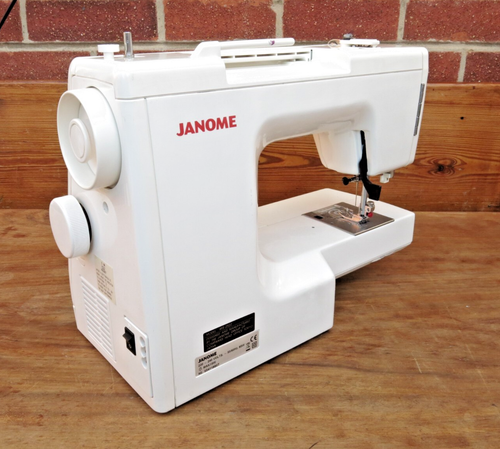 JANOME - MS2522 LIMITED EDITION - SEWING MACHINE – LIGHTLY USED – 2 of 3 LISTED - Picture 6 of 17