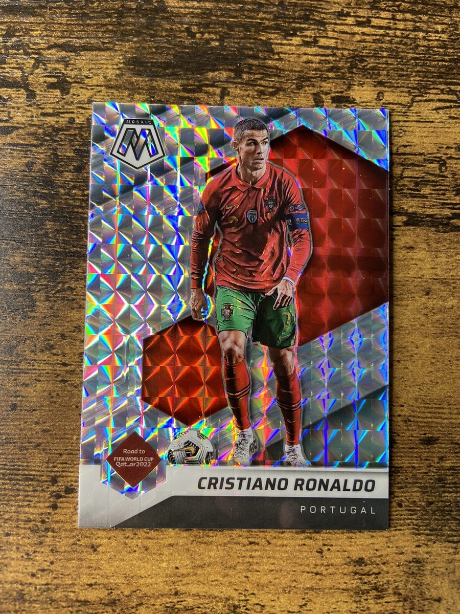2021-22 Panini Mosaic FIFA World Cup Cristiano Ronaldo CR7 Silver