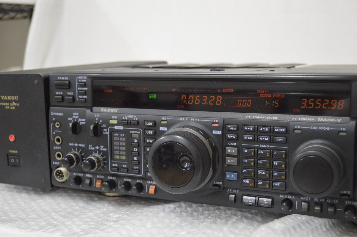 【新品同様】八重洲無線　FT-1000MP Yaesu FT-1000MP MARK-V Field HF Transceiver 200W Tested Excellent