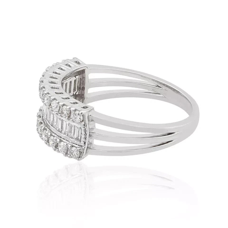 多形状切割实验室种植 GDGL 认证钻石镶嵌戒指 14K 白金 — 第 3/4 张图片