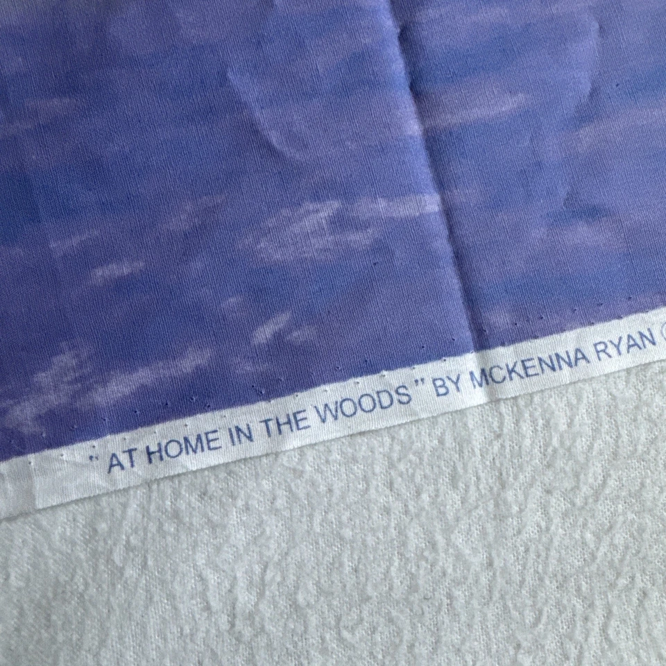 Tecido McKenna Ryan At Home in the Woods Hoffman International acolchoado 1 jarda - Imagem 3 de 4