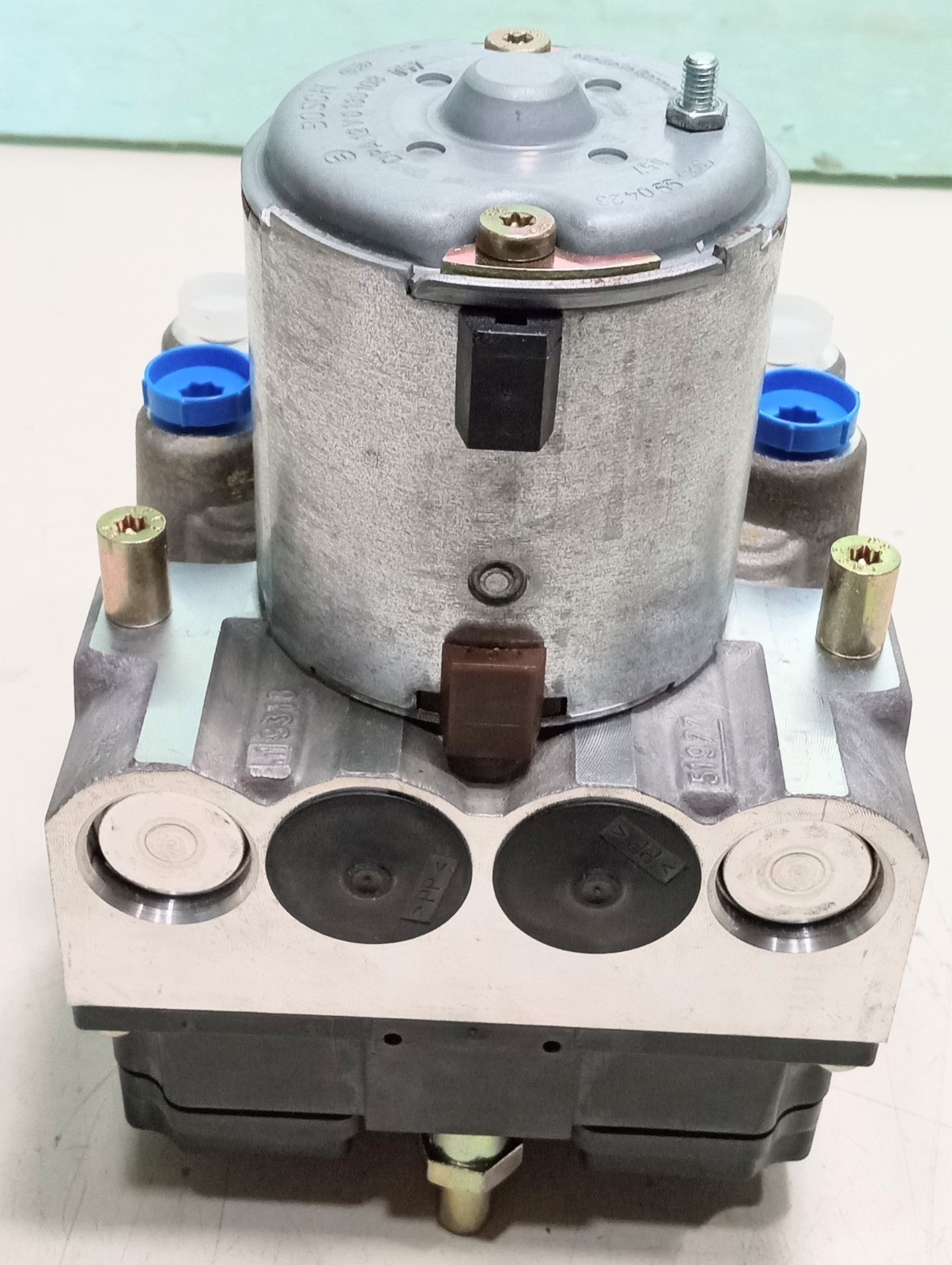 Ferrari  456 Brake ABS ASR Anti-Lock Hydraulic Control Unit Assembly_164001_550