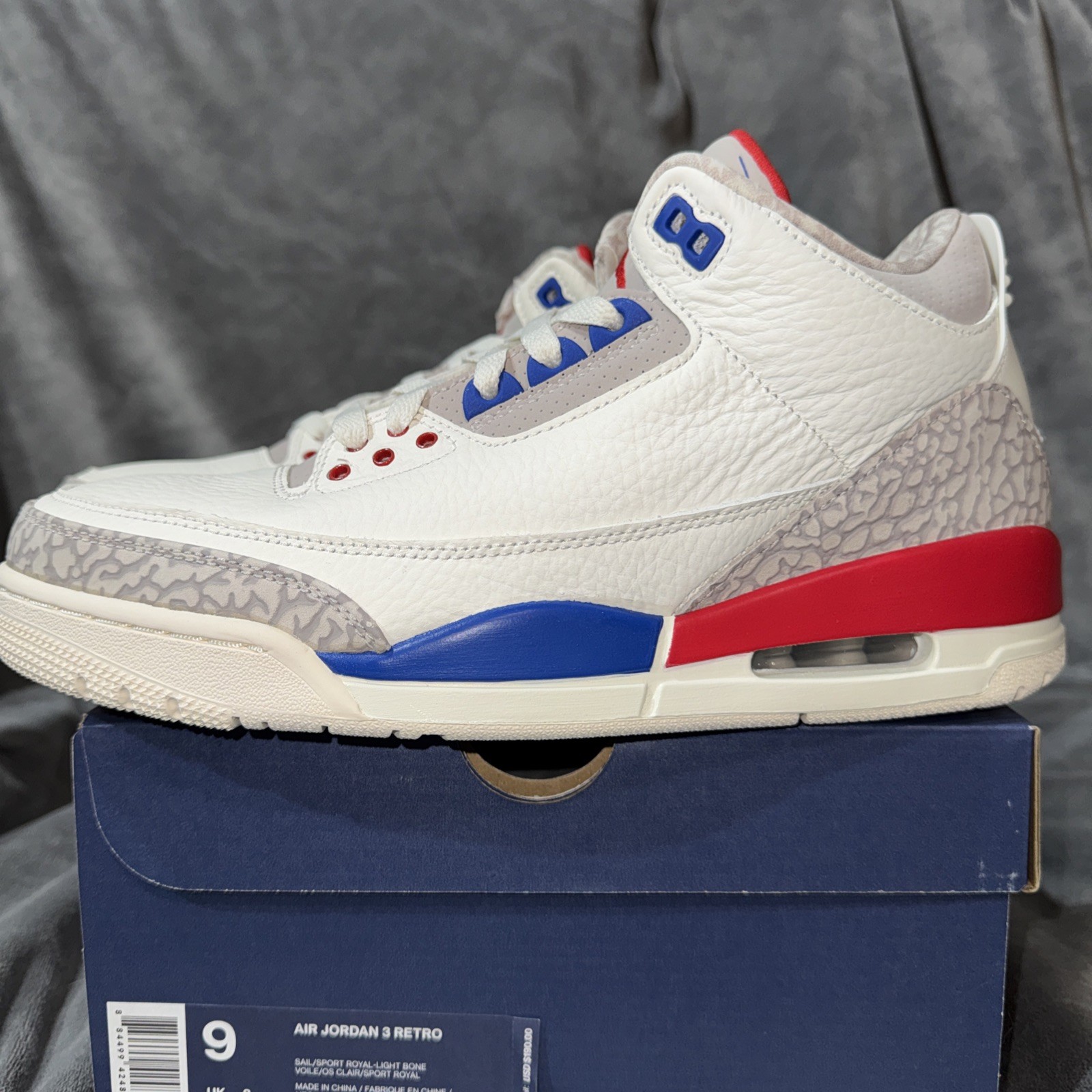 Nike Air Jordan 3 Retro Men's Size 9 International Flight Sail 136064-140 thumbnail 3