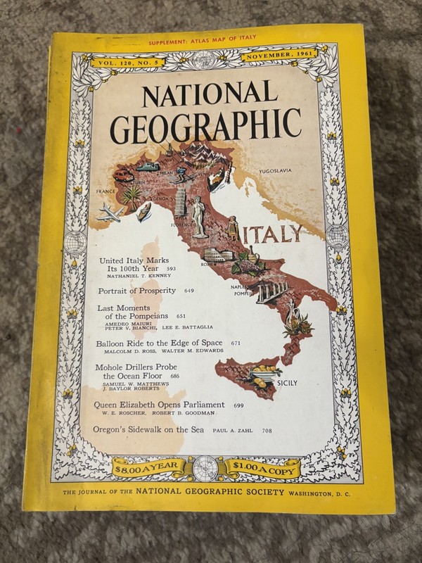 1961 Vintage National Geographic Magazine 1961 Set of 8 Good Condition
