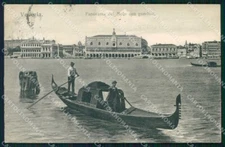 Venezia Città Veduta del Molo con Gondola PIEGHE cartolina RT7823