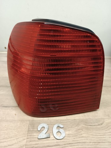 Rückleuchte Rücklicht Links VW Polo 6N2 1.4 6N0945095