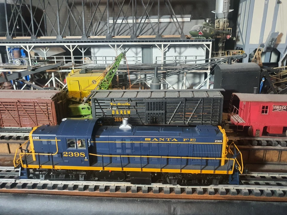 O Scale Diesel Locomotive Engine with TMCC Sound By Atlas - Image 3 of 4