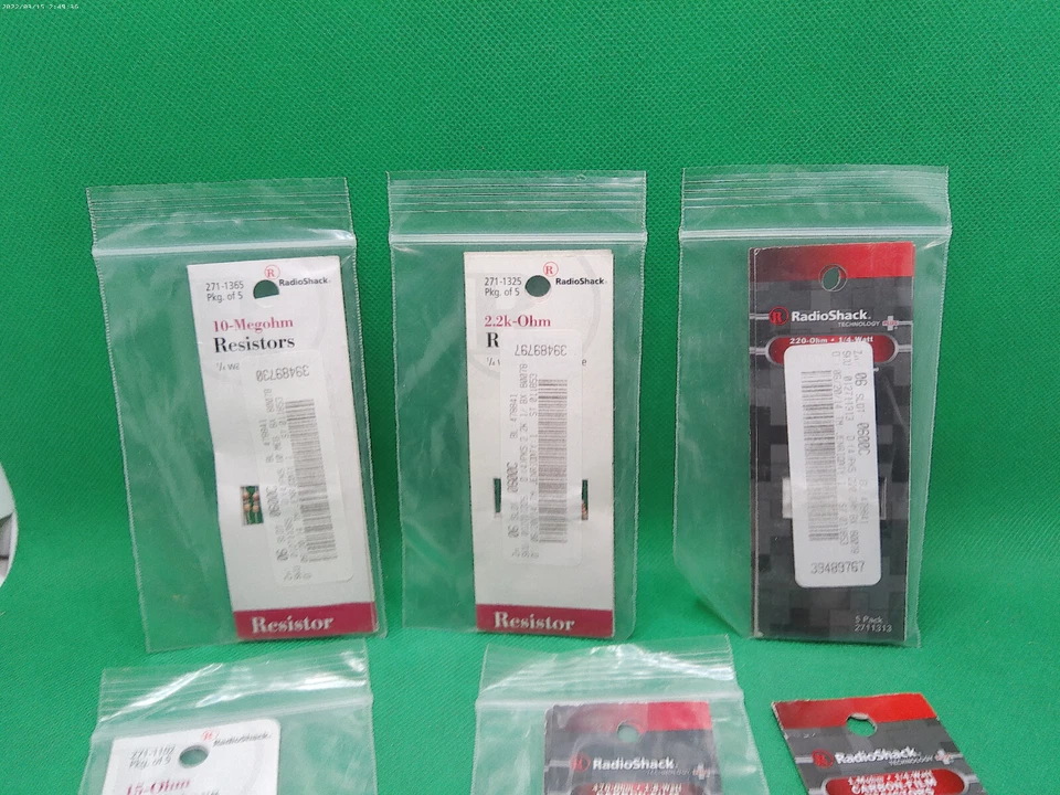 Radio Shack Resistors carbon film 15 Ohm 10 Megohm 2.2k 220 10k vintage lot NOS - Image 2 of 4