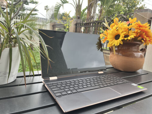 HP Spectre x360 15-eb0043dx 15.6 inch (512GB,Intel Core i7 10th Gen,MX 330,4K)