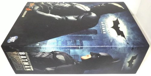 ACTION FIGURE HOT TOYS MMS71 - BATMAN THE DARK KNIGHT - 1/6 - Foto 3 di 16