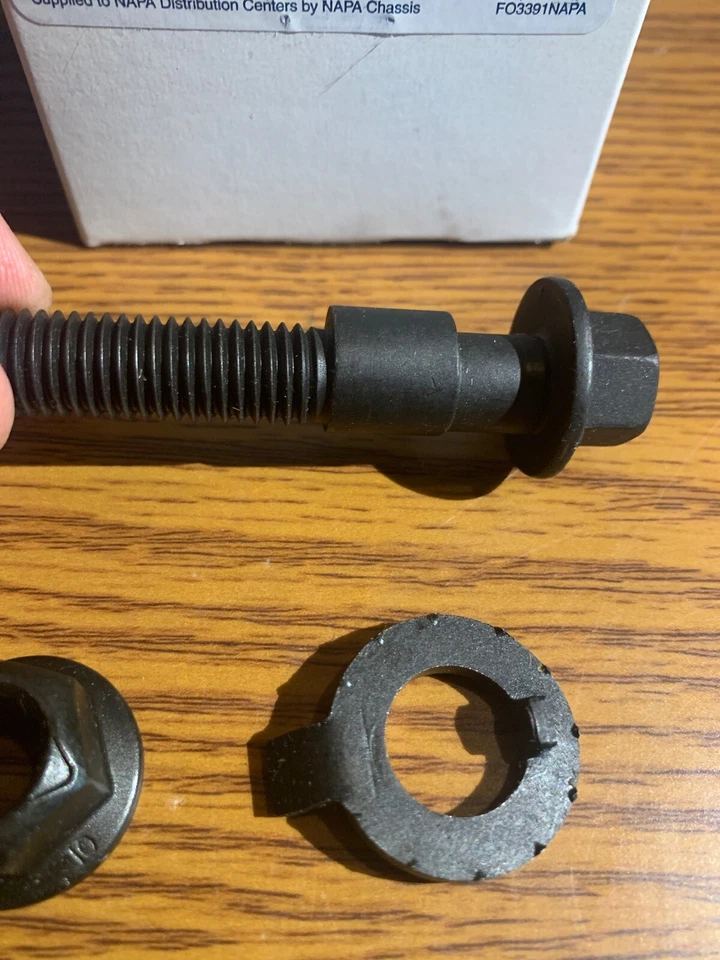 Болт кулачкового крепления передней нижней стойки Napa K90475 для Geo Prizm Nissan Scion Toyota - Изображение 2 из 4