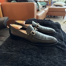Ferragamo men's 9.5 D Gancini black horse bit loafers shoes Italy leather soles