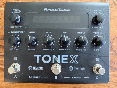 IK Multimedia Tonex Pedal