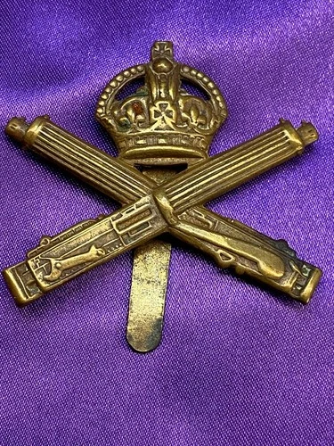 Genuine WW1 MGC Machine Gun Corps OR GM Cap Badge w/slider