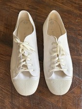 New Vintage 70s British Army White Canvas PT Plimsolls Gym Shoes Sneakers 10UK