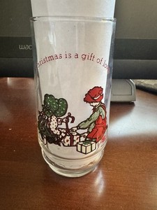 Holly Hobbie and Robby Coca-Cola Christmas Glass #4 of 4 1978