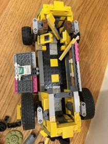 LEGO TMNT: Shellraiser Street Chase (79104) INCOMPLETE - SPARE PARTS