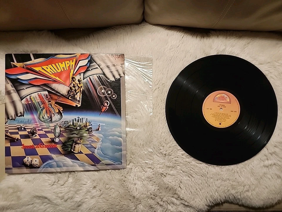 Triumph Just A Game 1ST 1979 Vinyl LAT 1061 OG Gatefold Canada LP EX Hard Rock Foto 2 de 4