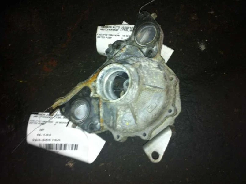 Bomba de refrigerante Kia Sedona 02-05 Foto 3 de 4