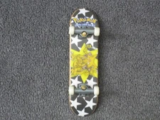 Kadabra Pokemon Tech Deck skateboard 96mm fingerboard rare vintage 90s WOTC