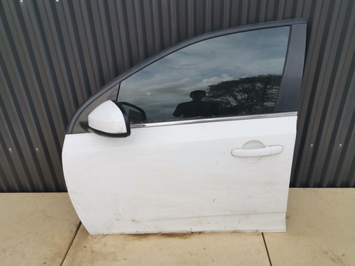 FORD FALCON LEFT FRONT DOOR FG-FGX, 05/08-12/16 08 09 10 11 12 13 14 15 16