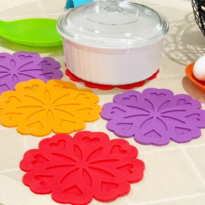 Wrapables® Silicone Pot Holders, Non-Slip Insulated Silicone Trivets (Set of 4)