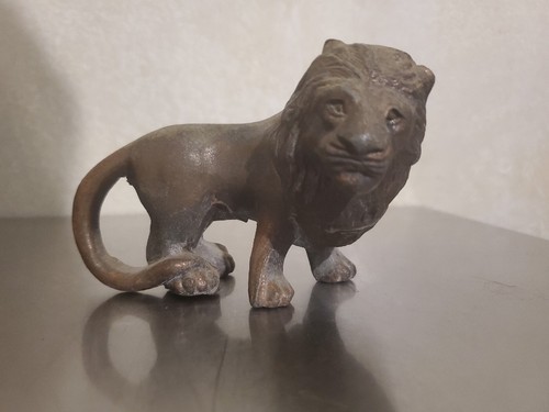 Vintage Metal Lion  Figurine 2.5”  Tall x 4" Long 