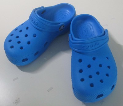 clarks breeze sea black