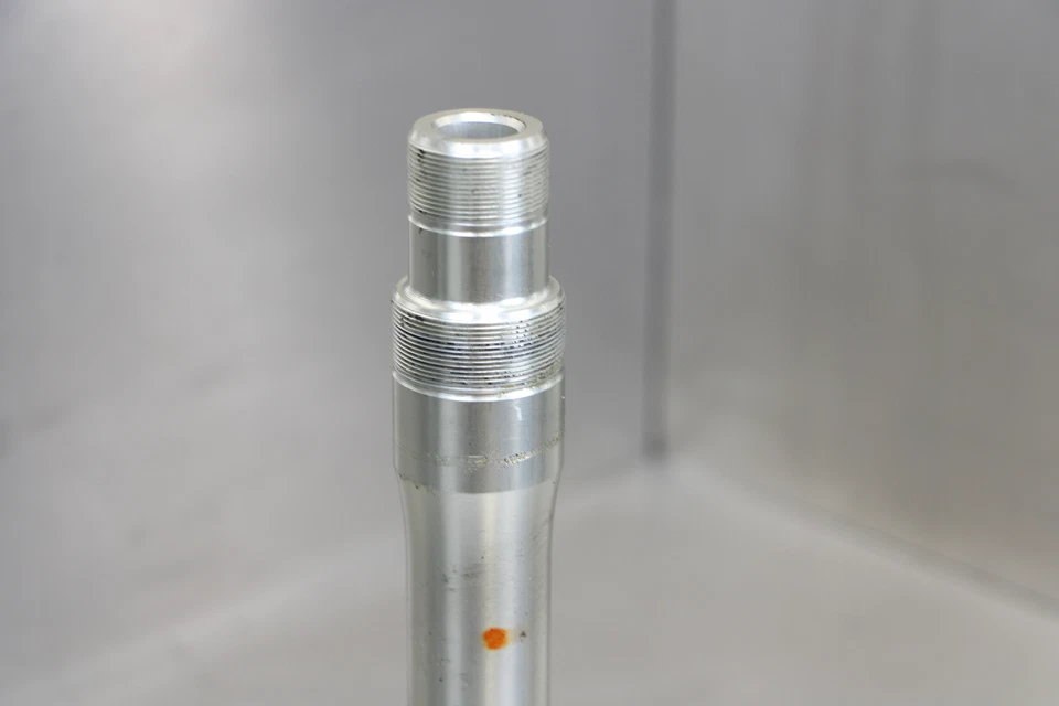 2009 Kawasaki Ninja ZX6R ZX600R FRONT FORKS CLAMP LOWER TRIPLE TREE STEM - Изображение 2 из 4