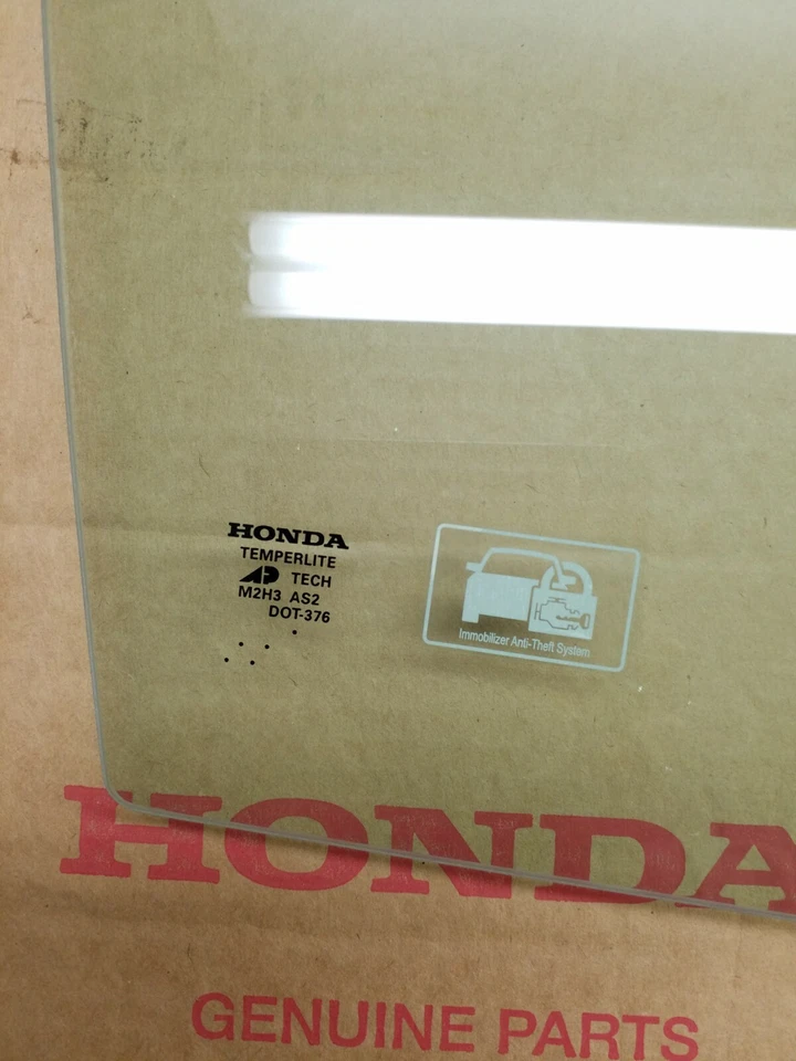 Cristal puerta delantera derecha Honda 73300-SXS-A10 para CR-V 2007-2011 5 puertas Foto 4 de 4