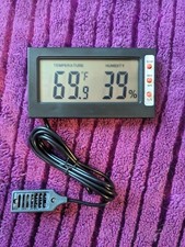 Reptile Digital Thermometer Hygrometer Gauge w/ Probe and Stand