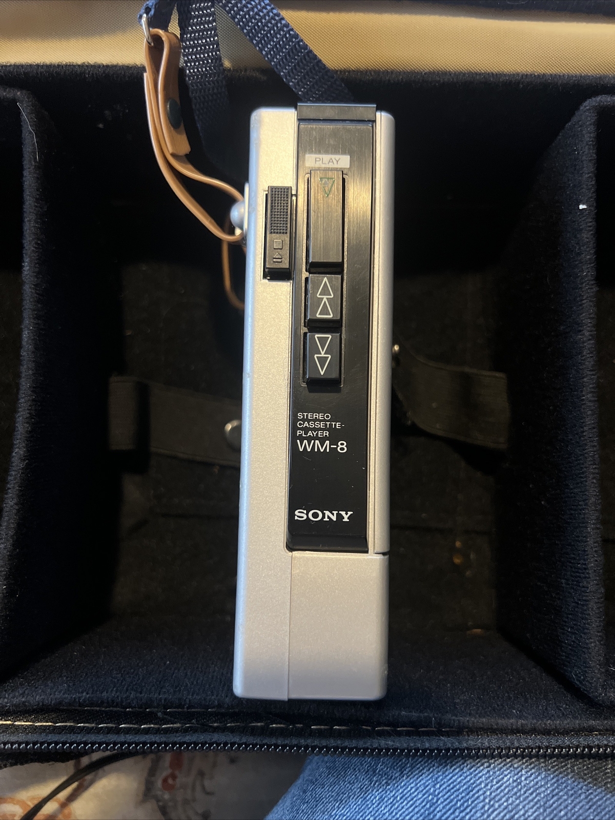 Sony Walkman With Speakers. Working!1980’s Vintage. Carrying Case