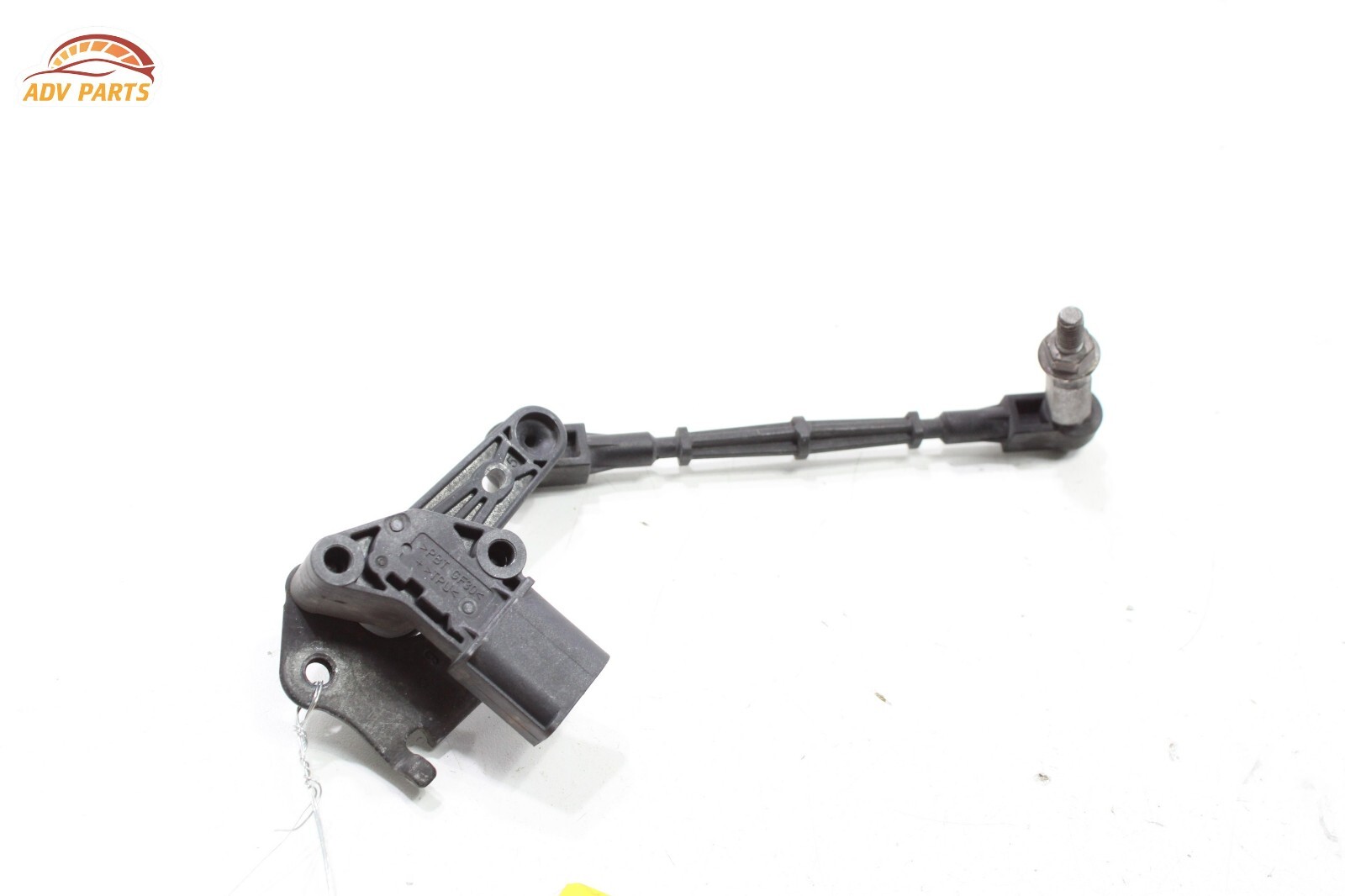2017-20 BENTLEY BENTAYGA REAR RIGHT SIDE HEADLIGHT RIDE HEIGHT LEVEL SENSOR OEM