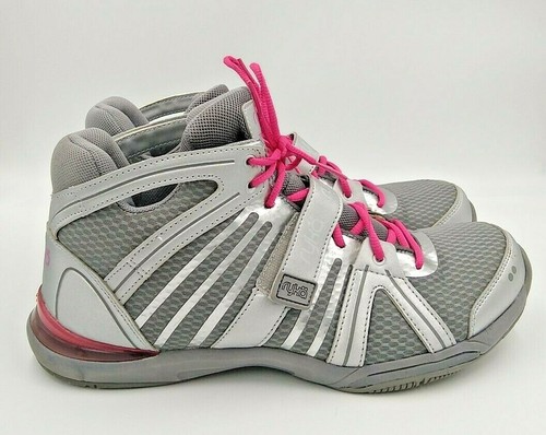 ryka tenacity size 7