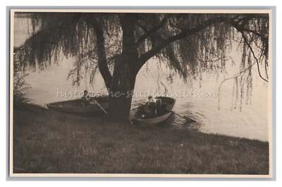 Düsseldorf 1952 - Children with Rowing Boats under Pasture - Old Photo 1950s