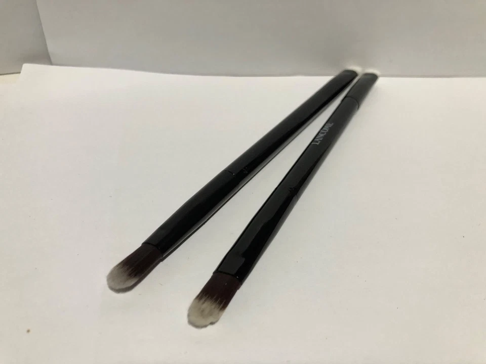 Lote 2: Pinceles Lancome para sombra/revestimiento  Foto 2 de 2