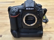 Two Nikon D810 Digital SLR Cameras Black 36.3MP Auto Focus with Battery Grips
