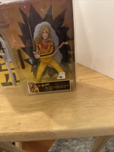 2004 NECA Kill Bill THE BRIDE *Snow Base Variant 7in Action Figure - Brand New - Picture 4 of 8