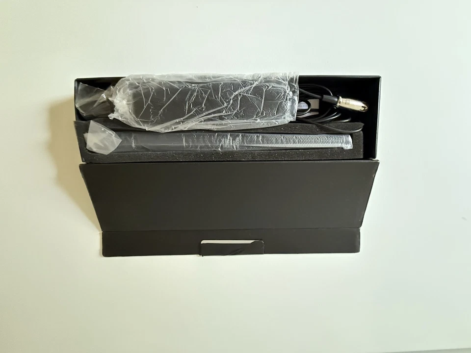 Super, Uni-Directional Condenser Microphone. - Image 3 of 3