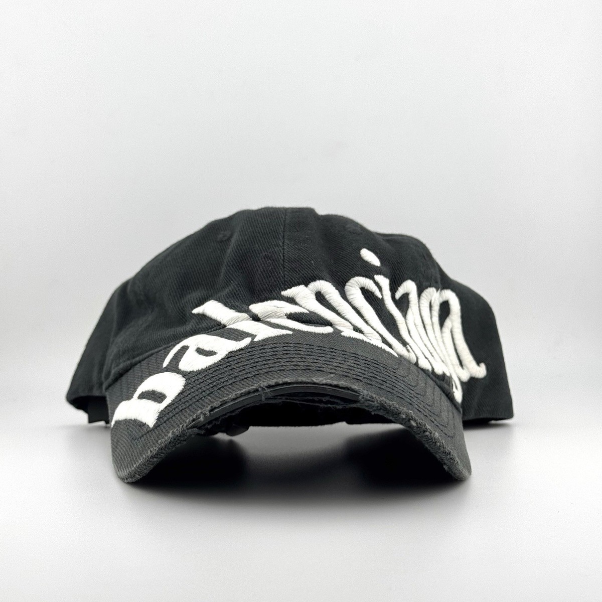 ジャック   BALENCIAGA ロゴキャップ SS23 Balenciaga Diagonal Logo Embroidered Distressed Cap | eBay