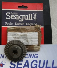 BRITISH SEAGULL OUTBOARD ENGINES - CURLEW CROWN WHELL, NEW!