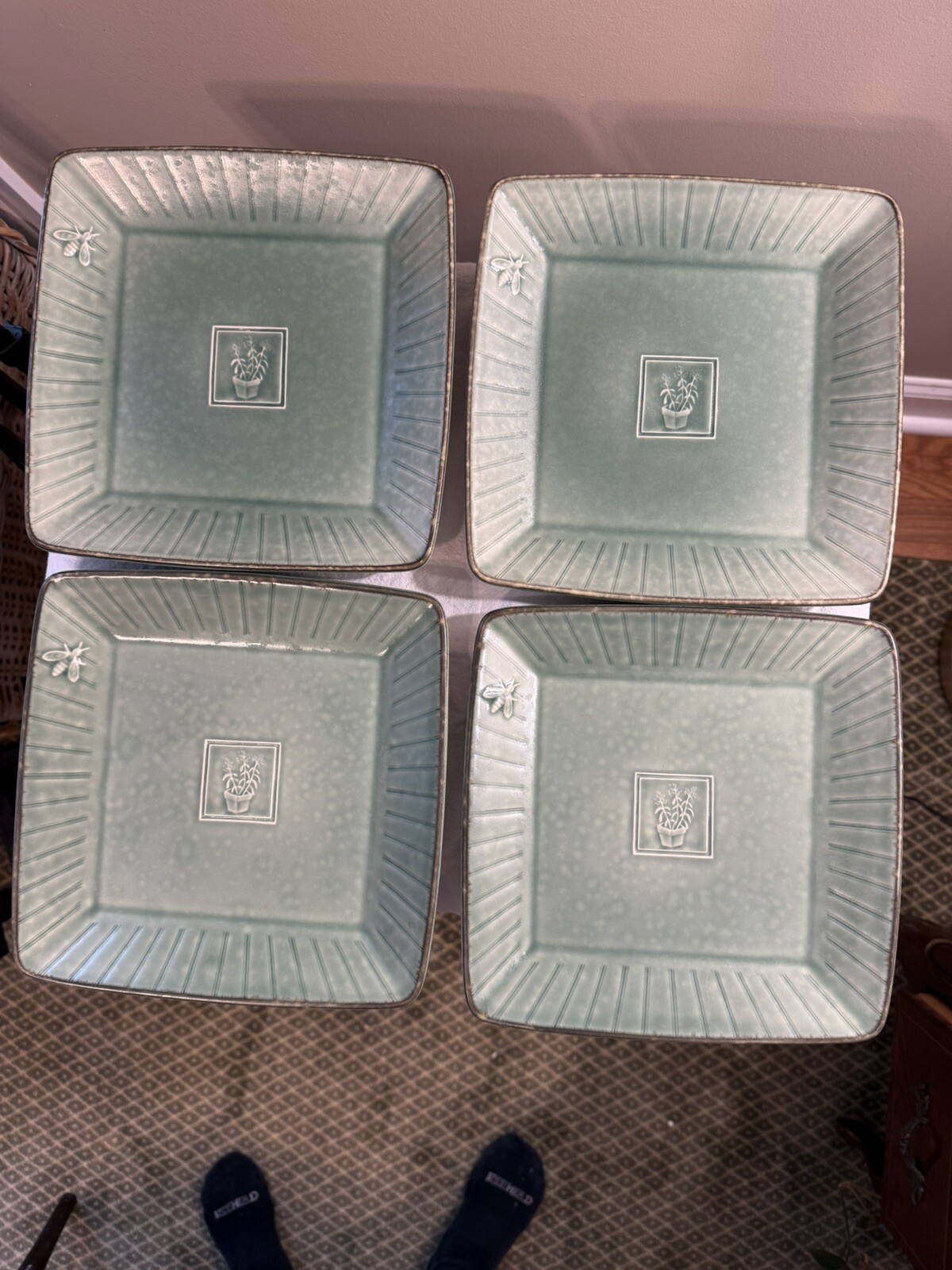 Pfaltzgraff Nature Wood Dinner Plate Stylish Eco-Friendly Dishware