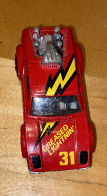Vintage 1975 Matchbox DE Tomaso Pantera Greased Lightning Bolt