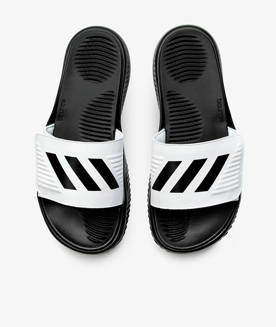 men sandals feet
