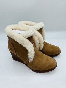 ugg jeovana wedge ankle boot
